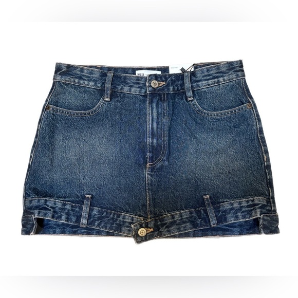 Zara NWT Denim mini skirt 100% Cotton size Medium 28 with angular hems 🦋 - Picture 2 of 8